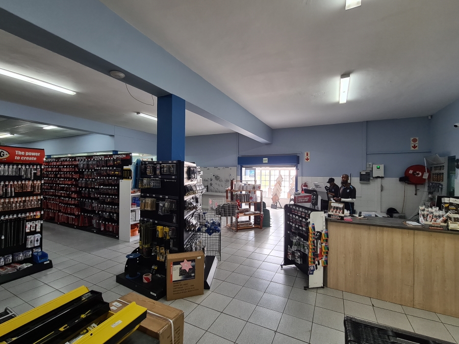 To Let commercial Property for Rent in East Bank Eastern Cape